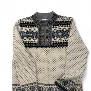 Women’s Nordic Pattern Sweater - Cream and Blue